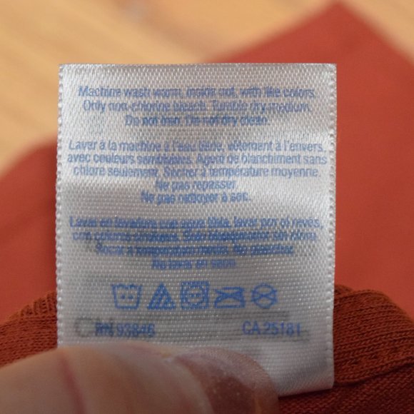 2 for $12:  NWOT Set of Hawaii-Themed Cotton T-Shirts in Size S - Picture 9 of 15